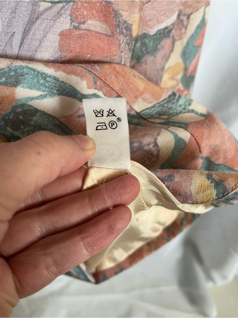 Floral Button-Front Jacket in Multicolor - one button missing - Picture 5 of 12